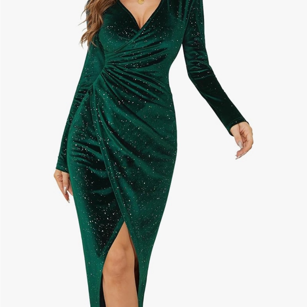 Elegant Green Velvet Dress